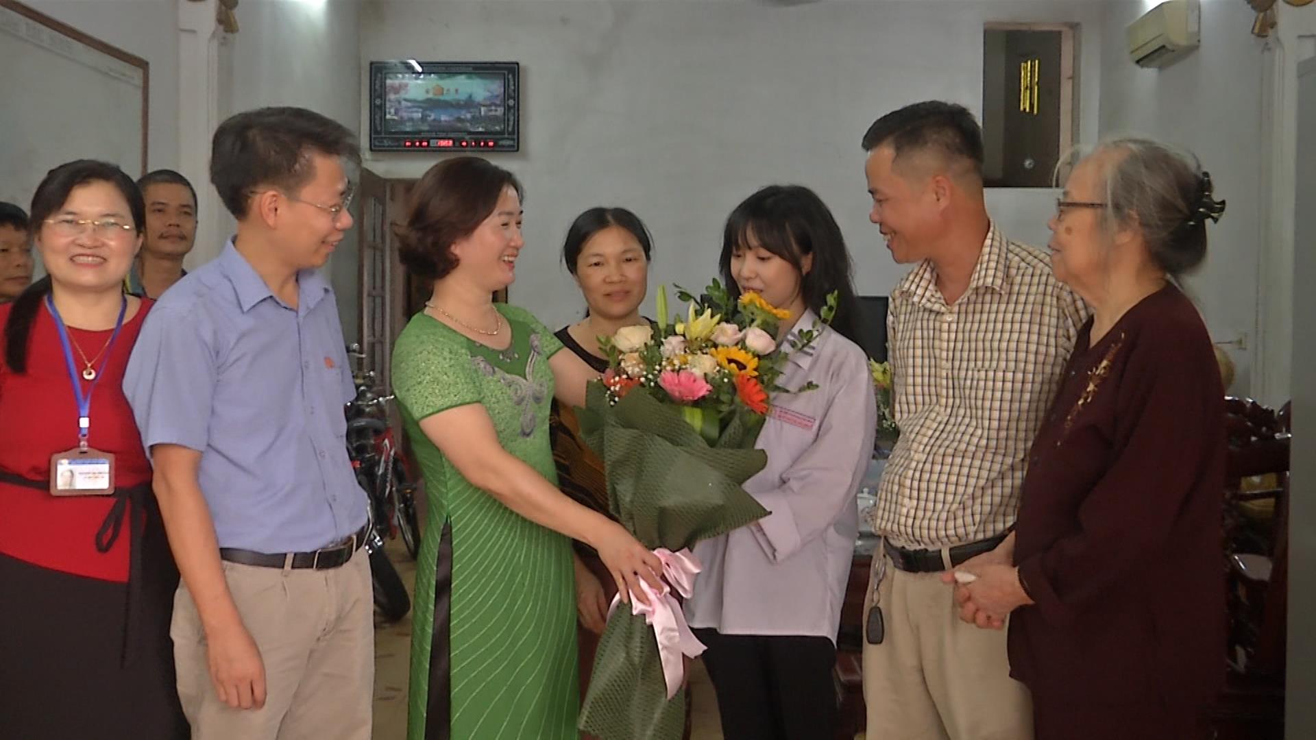 Thủ khoa khối C và niềm đam mê học ngành Luật