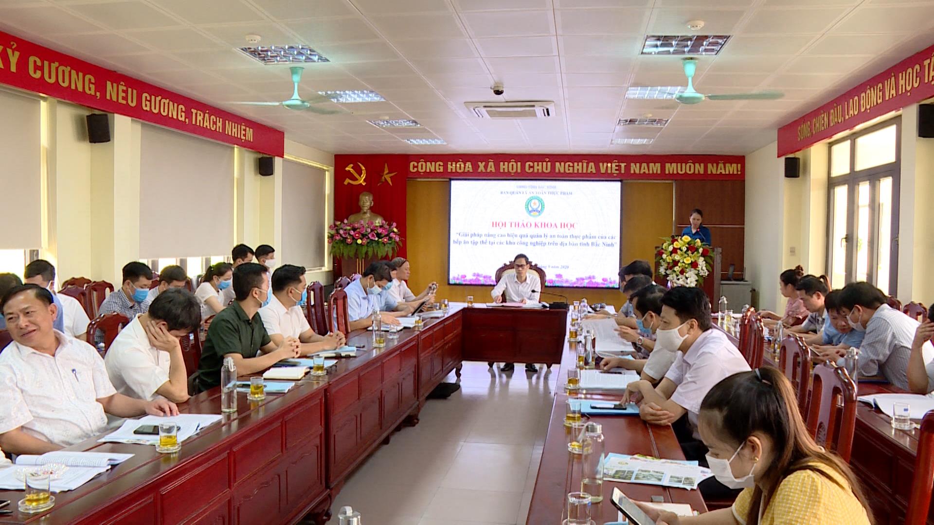 Nâng cao hiệu quả quản lý An toàn thực phẩm  tại các Bếp ăn tập thể Khu Công nghiệp