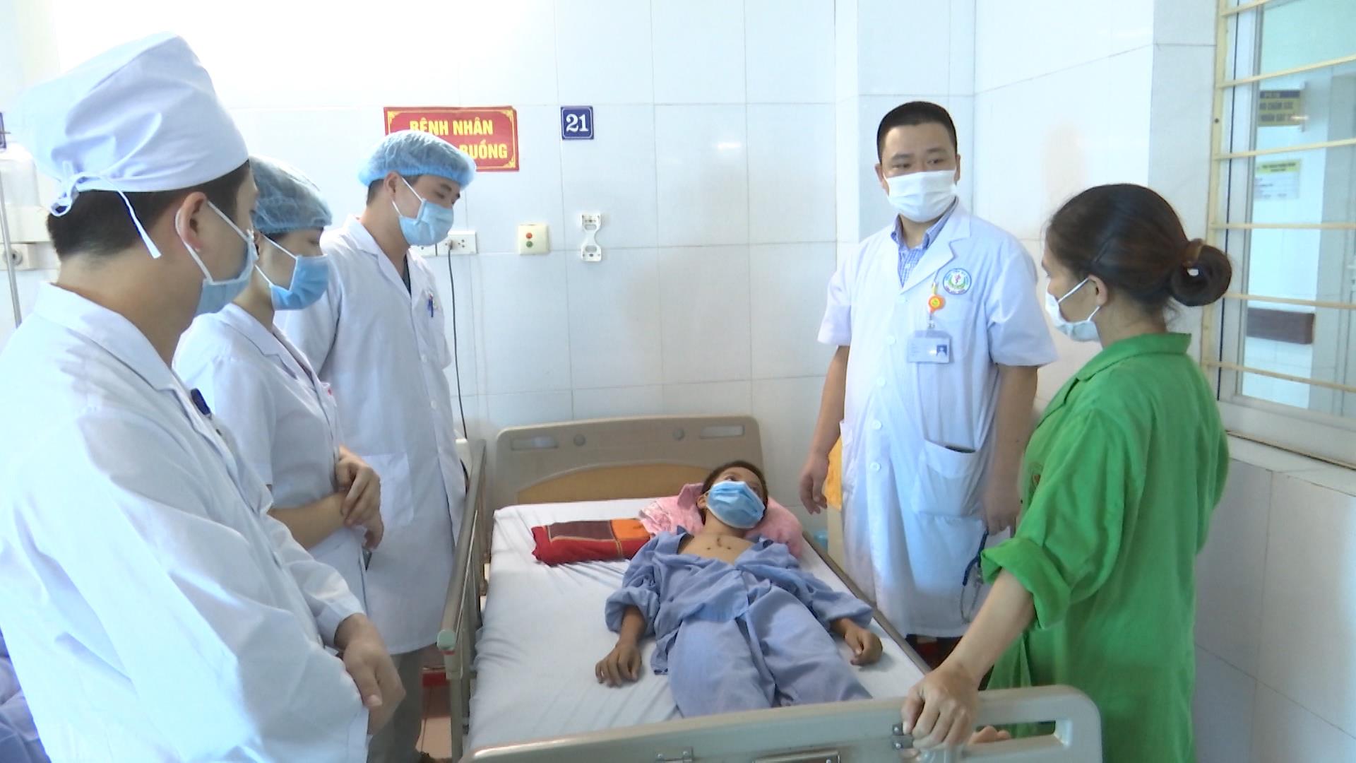 Bệnh viện Đa khoa tỉnh phẫu thuật cứu sống trẻ 11 tuổi bị vỡ tim