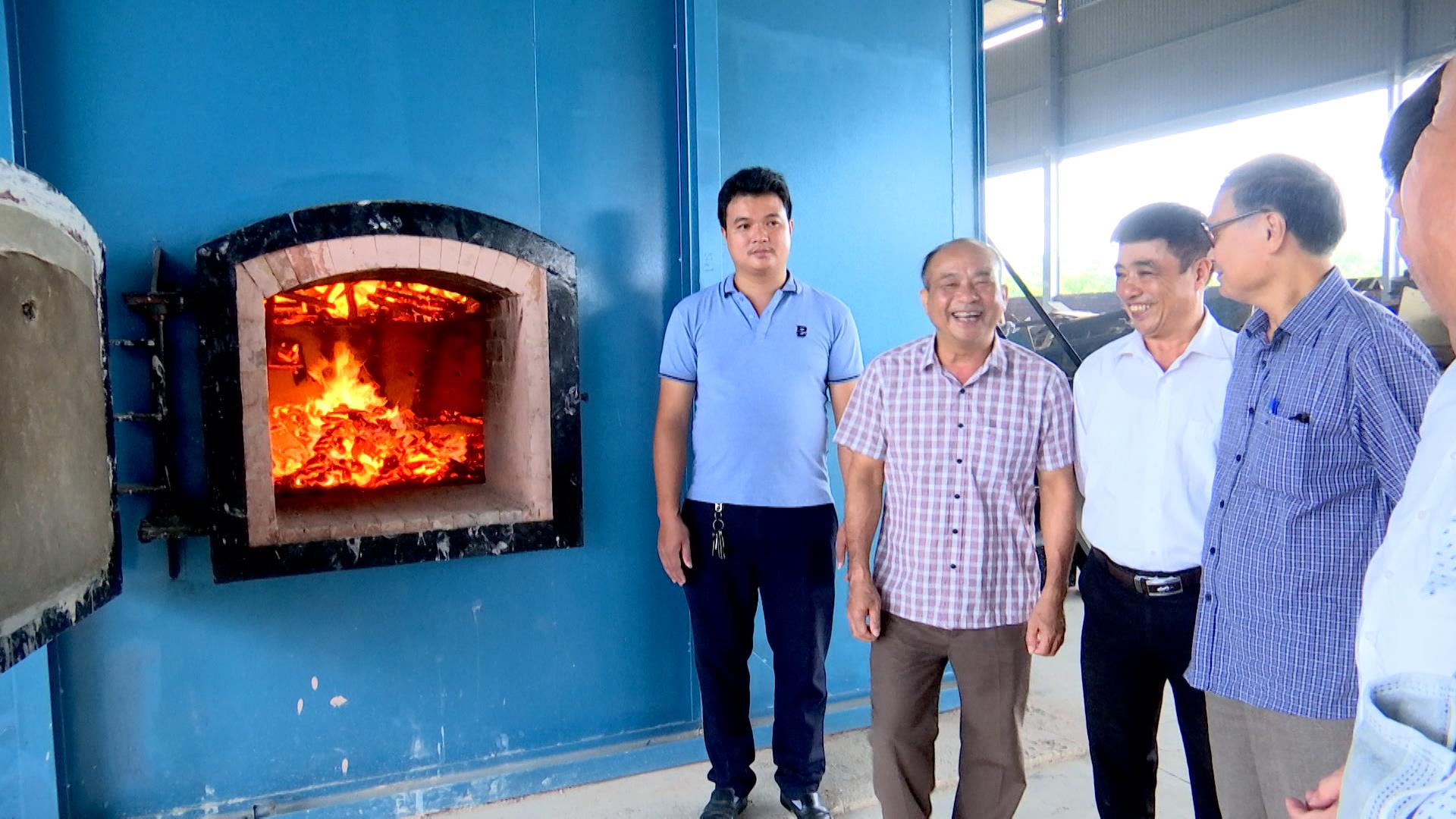 Khai trương, vận hành sấy lò Nhà máy xử lý rác thải xã Hương Mạc