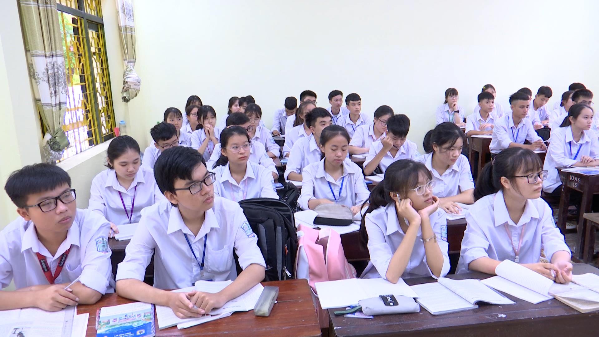 Nghị quyết 04 của Tỉnh ủy và việc giáo dục thế hệ trẻ phát triển toàn diện