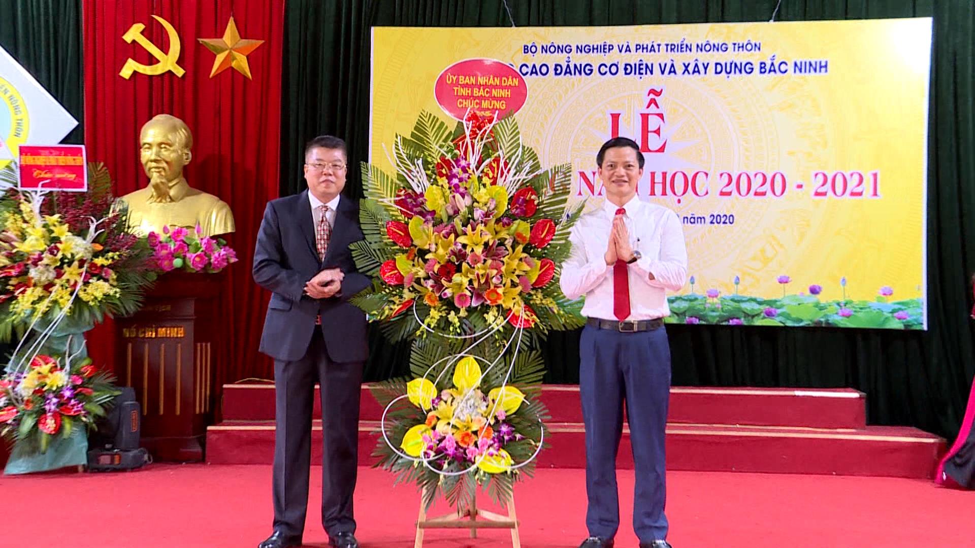 Trường Cao đẳng Cơ điện và xây dựng Bắc Ninh khai giảng năm học mới