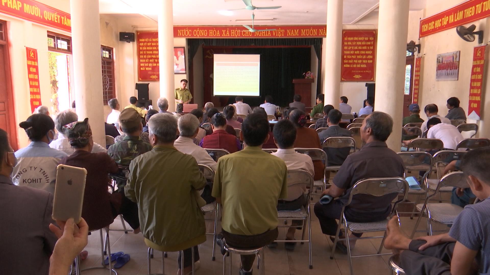 Tập huấn phổ biến pháp luật bảo vệ rừng, phát triển rừng  và phòng cháy chữa cháy rừng