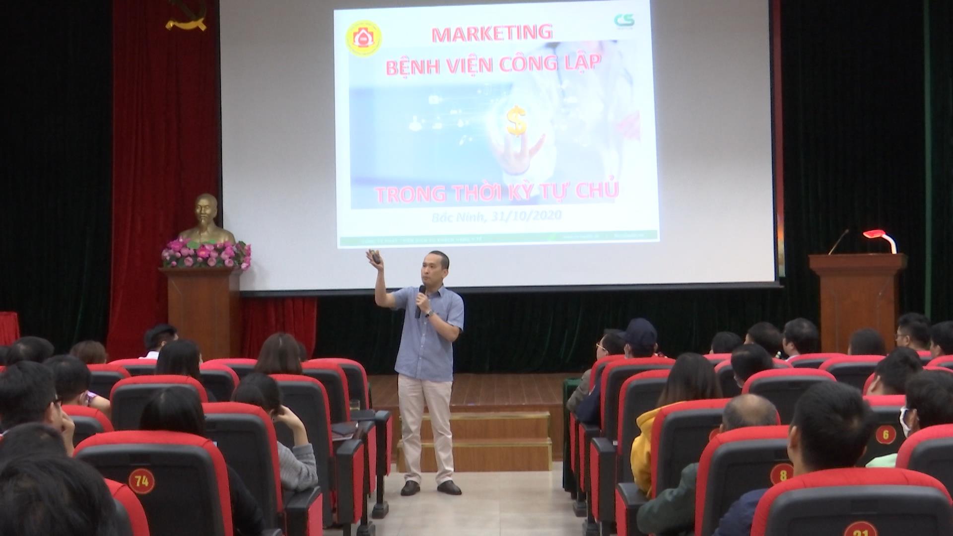 Bệnh viện Sản Nhi tỉnh tập huấn hướng đến hài lòng người bệnh
