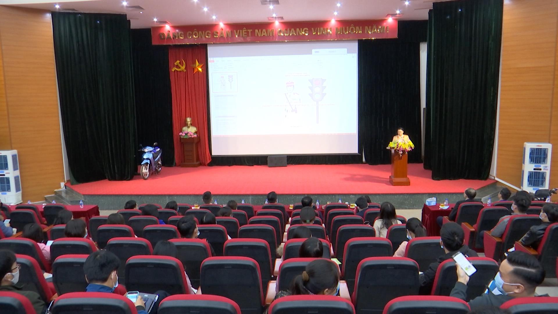 Tập huấn cốt cán tuyên truyền ATGT năm học 2020-2021