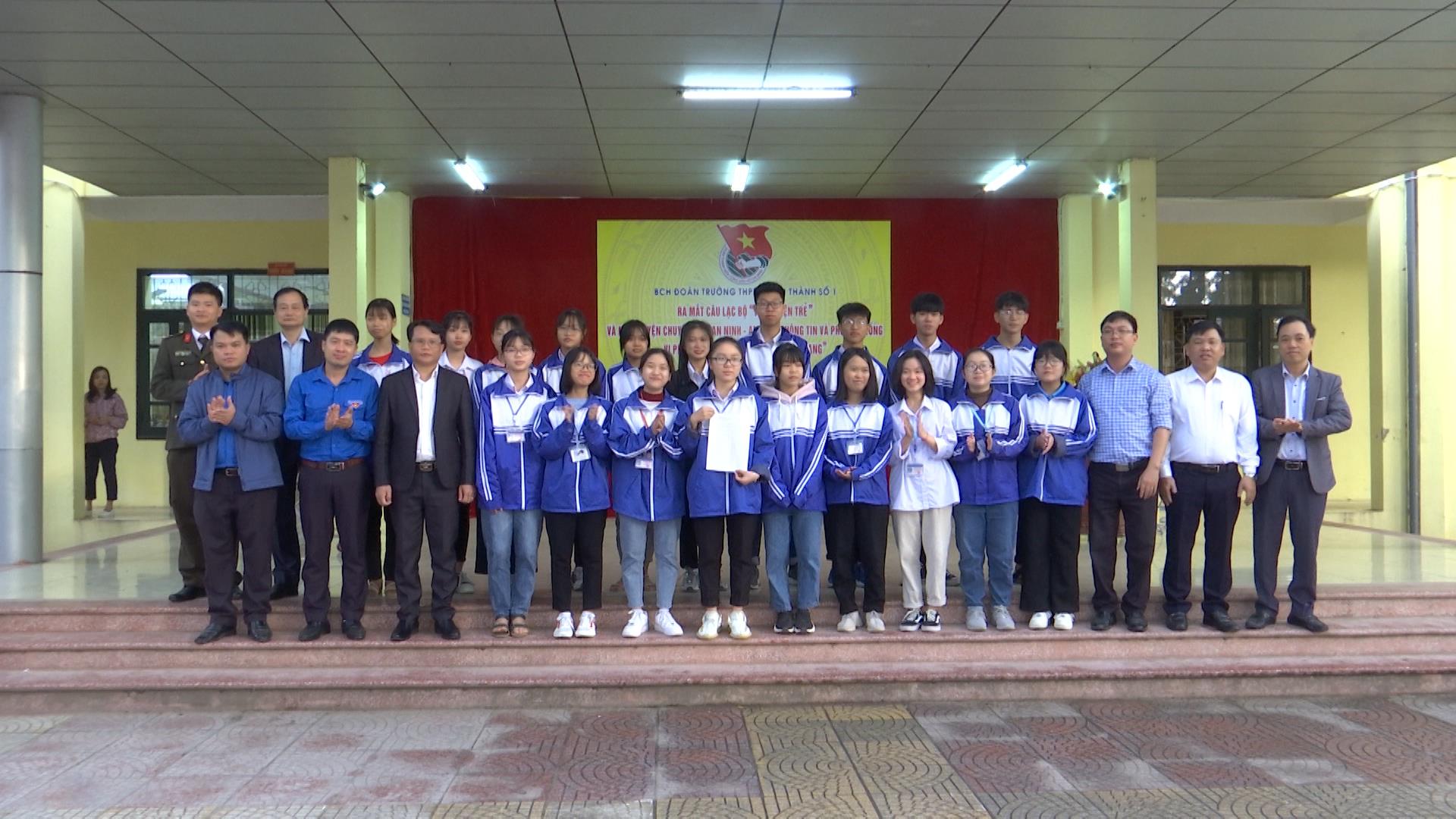 Xây dựng thái độ ứng xử lành mạnh cho học sinh trên môi trường mạng