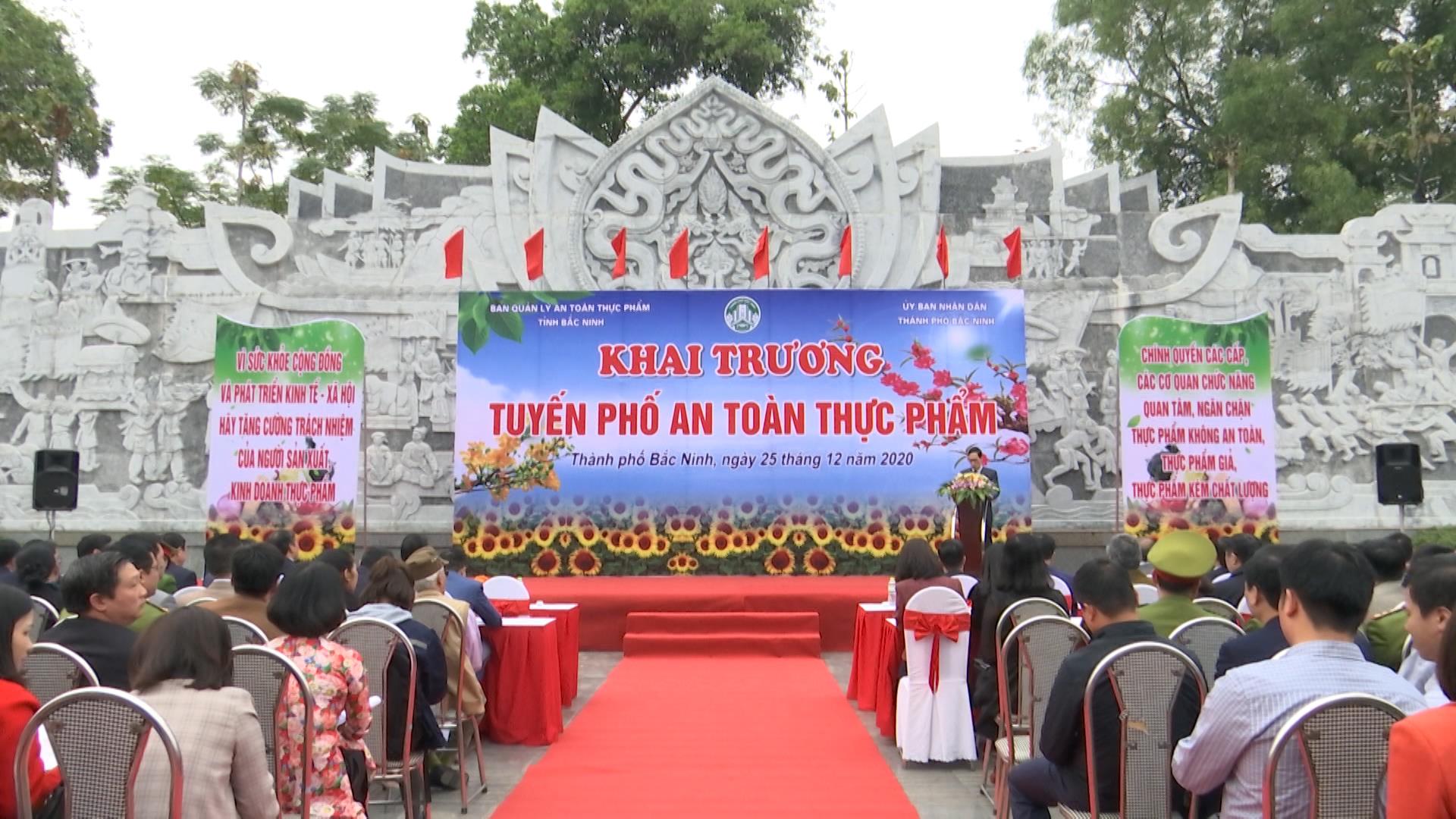 Khai trương  “ Tuyến phố An toàn thực phẩm thành phố Bắc Ninh”