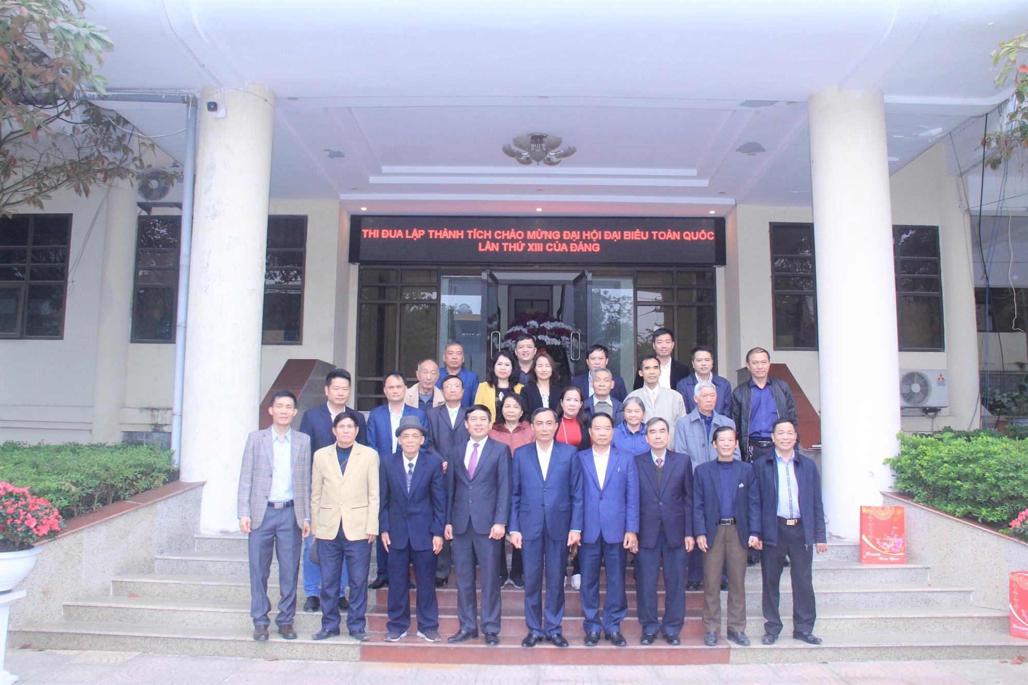Đài Phát thanh và Truyền hình Bắc Ninh gặp mặt cán bộ hưu nhân dịp đón xuân Tân Sửu 2021