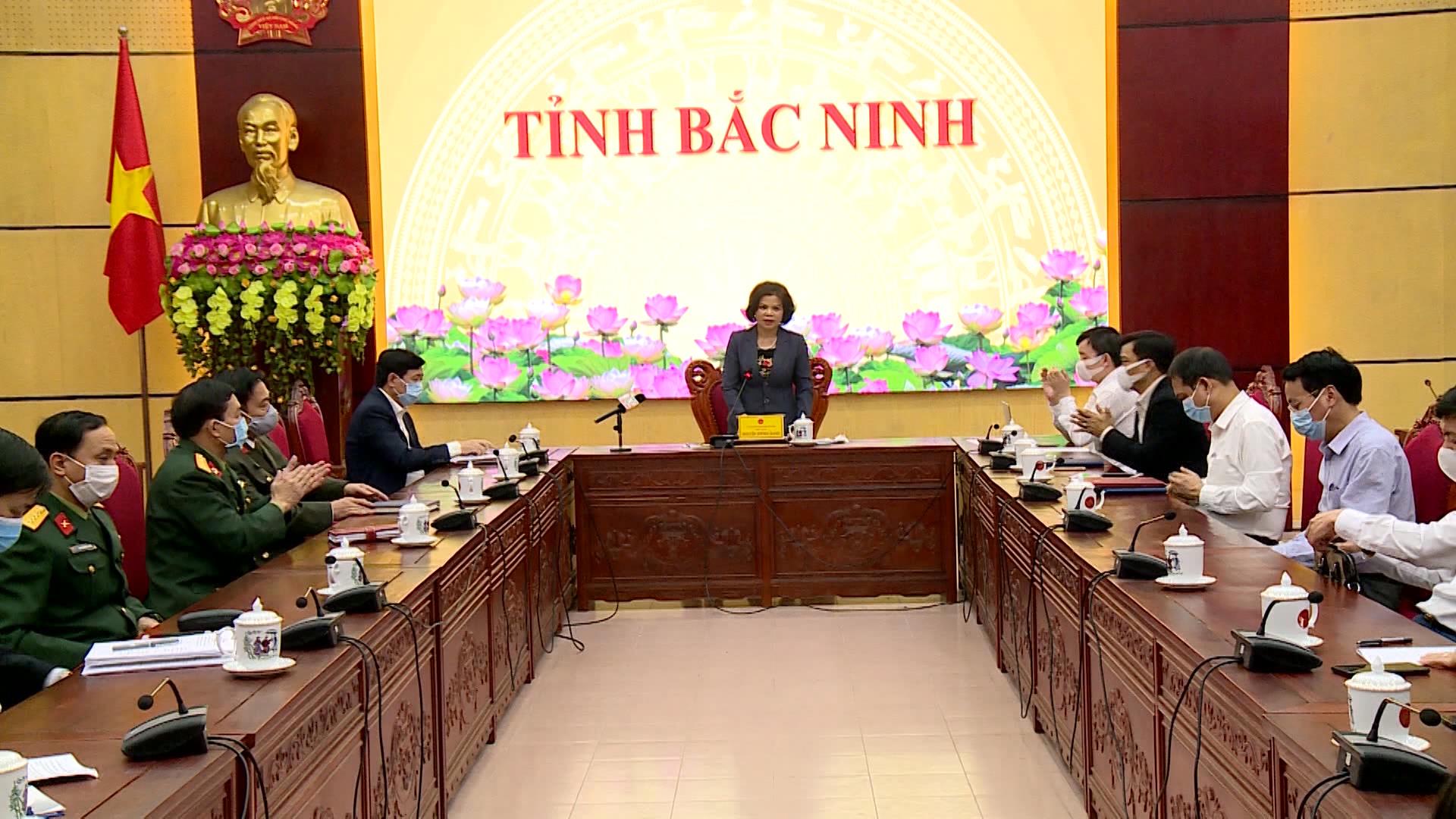 Triển khai các biện pháp quyết liệt, mạnh mẽ hơn ngăn chặn Covid - 19