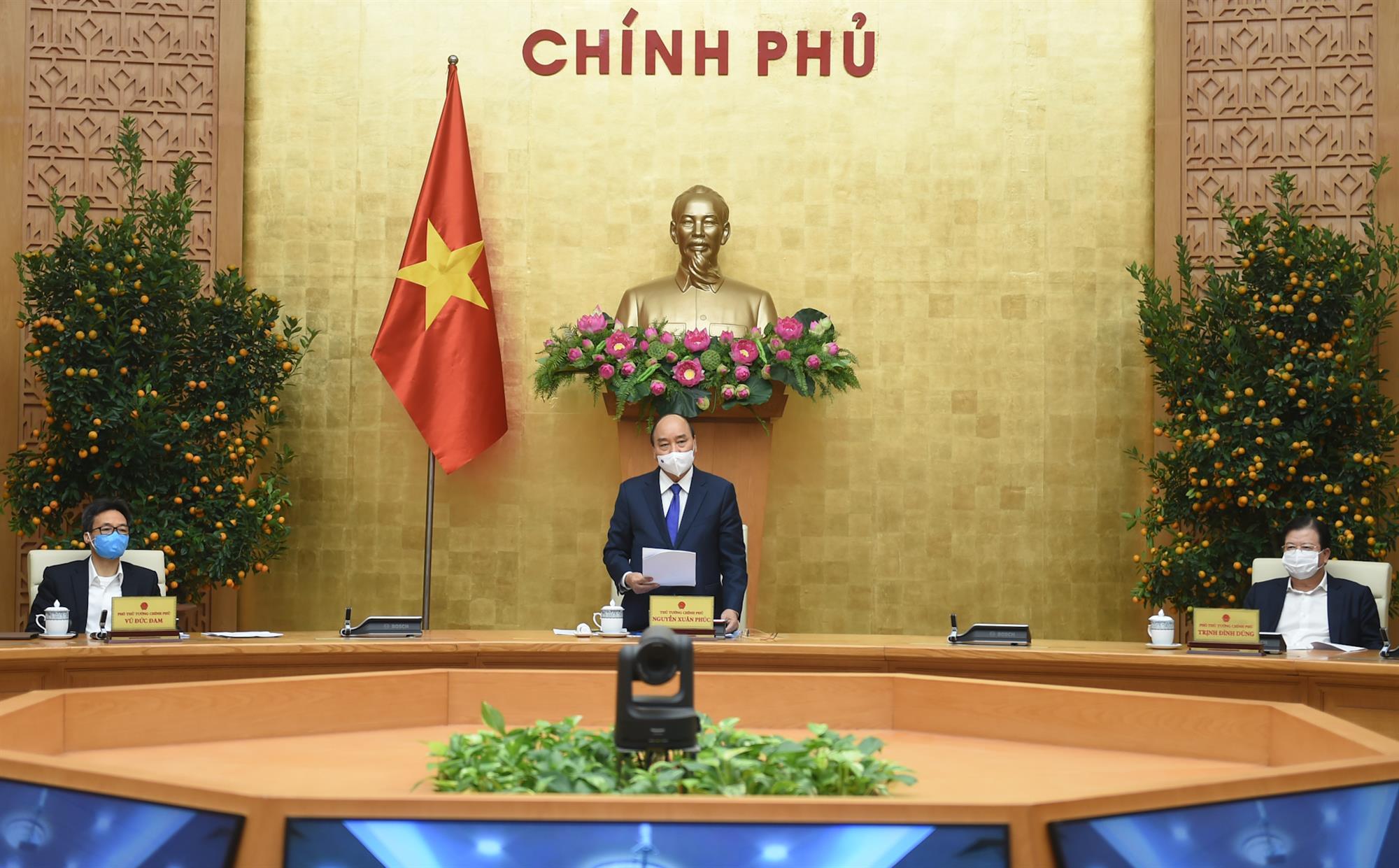 Hội nghị trực tuyến Thường trực Chính phủ với Ban Chỉ đạo Quốc gia phòng, chống Covid-19 và một số địa phương