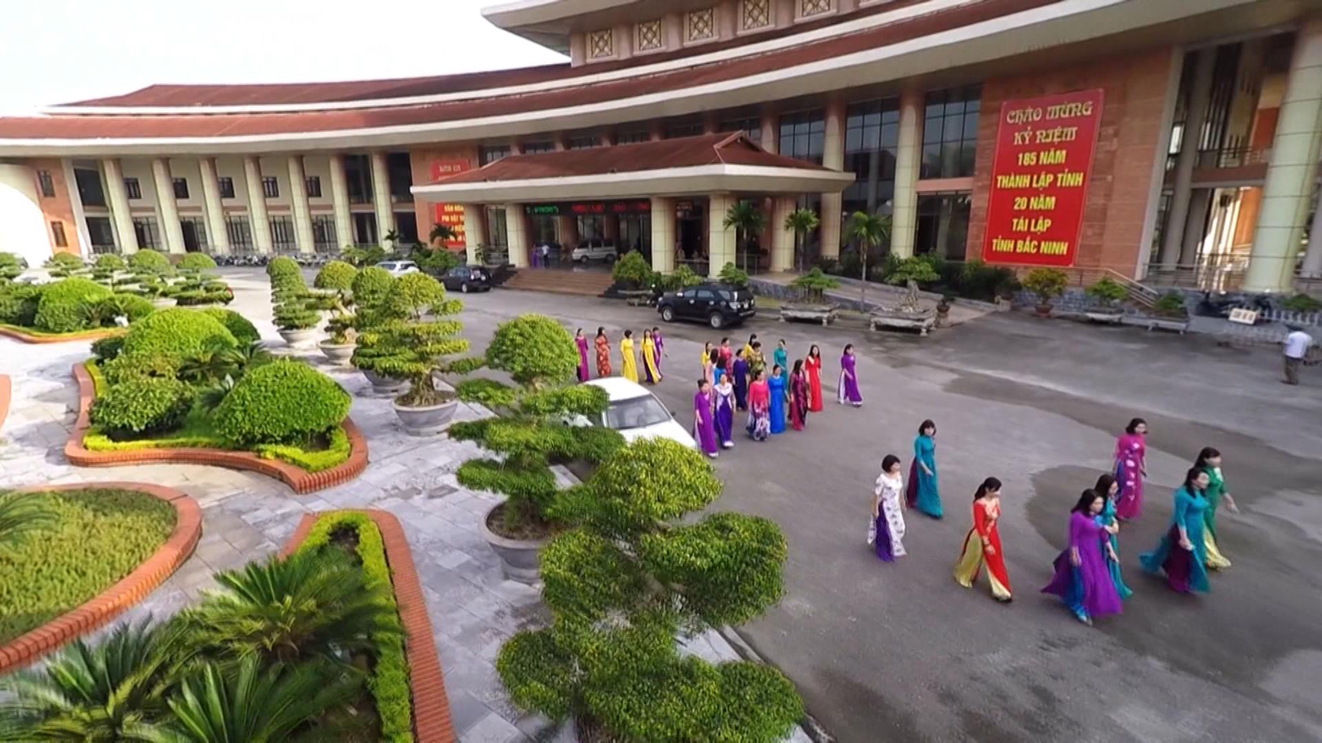 Phụ nữ Bắc Ninh hưởng ứng Tuần lễ “Áo dài Việt Nam”