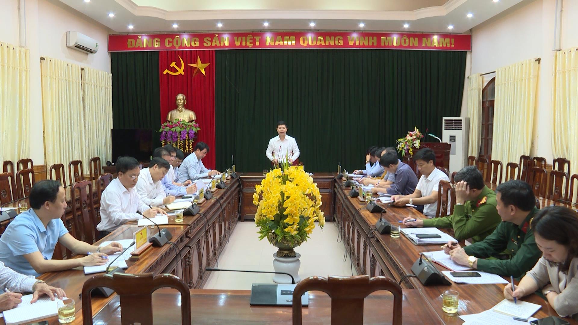 Trưởng Ban Dân vận Tỉnh ủy kiểm tra công tác bầu cử tại huyện Lương Tài