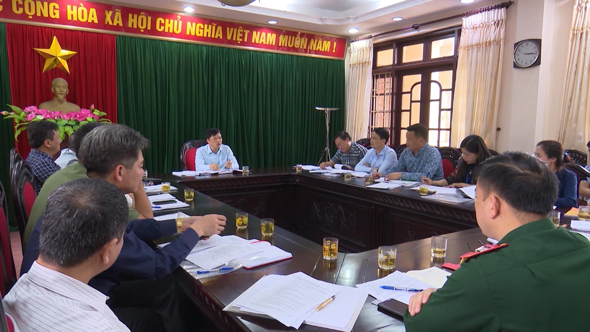 Kiểm tra công tác bầu cử tại huyện Thuận Thành