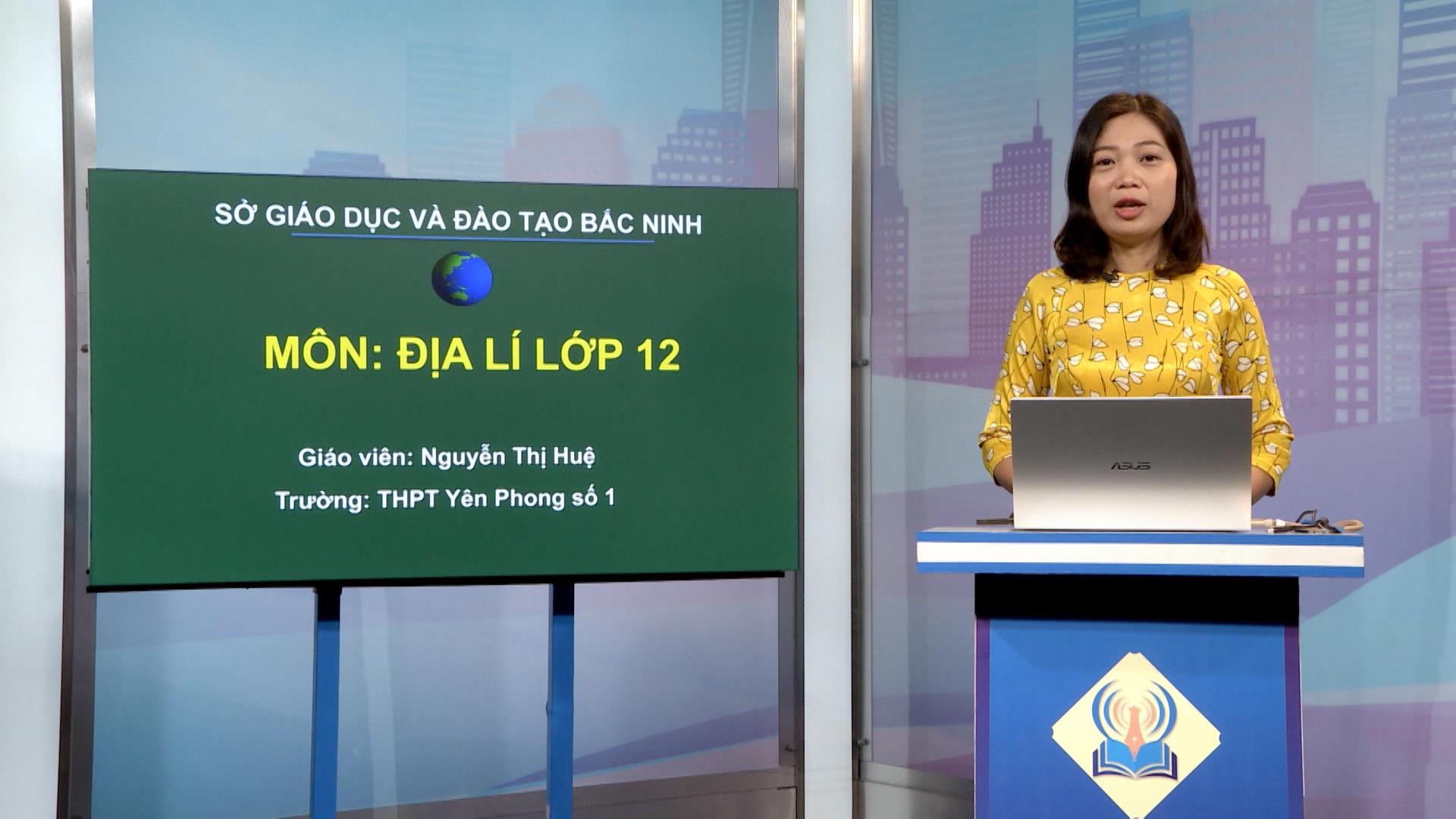Môn Địa lý lớp 12: Phát triển và Phân bố dịch vụ