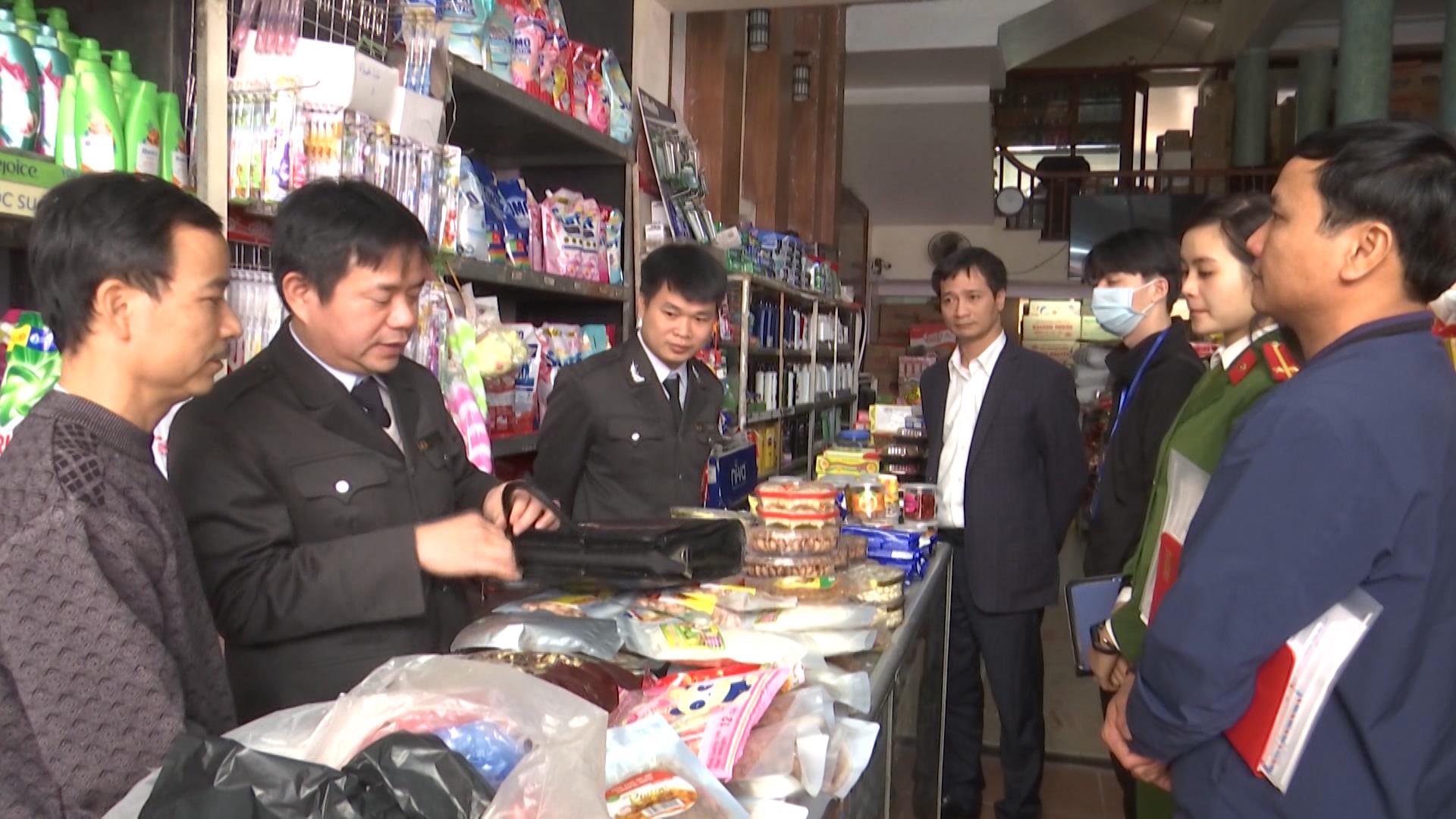 Đẩy mạnh thanh, kiểm tra an toàn thực phẩm  trong Tháng hành động