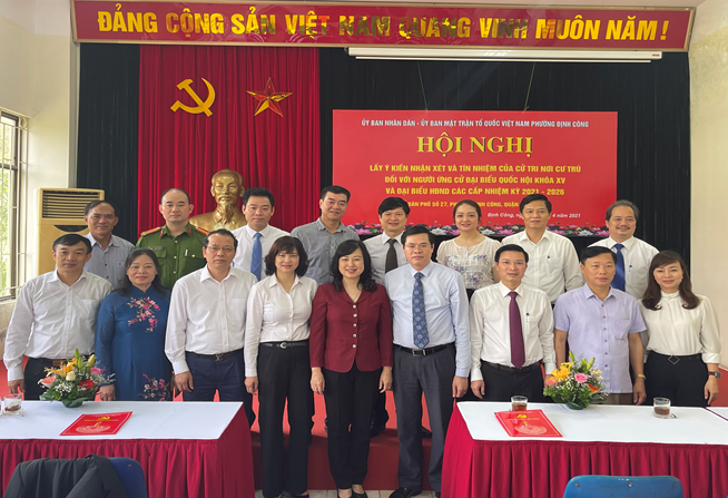 Cử tri tín nhiệm bà Đào Hồng Lan ứng cử đại biểu Quốc hội và HĐND tỉnh 