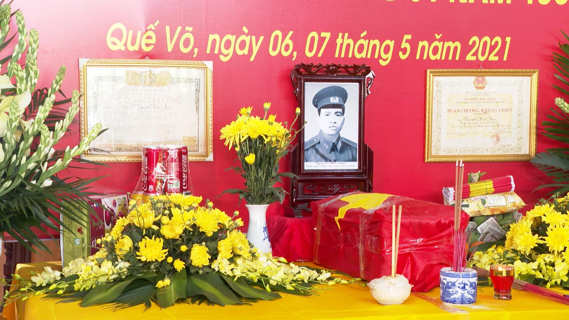 Lễ bàn giao và an táng hài cốt liệt sỹ
