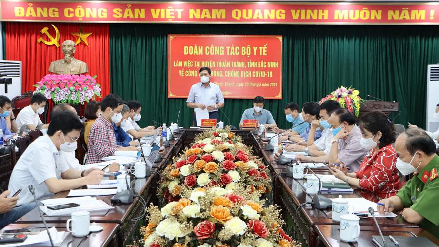 Đoàn công tác Bộ Y tế làm việc tại huyện Thuận Thành