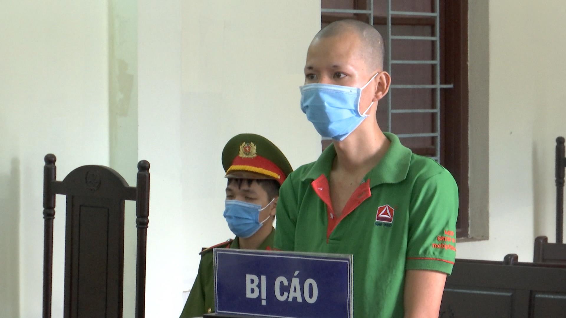 24 tháng tù giam cho đối tượng chống người thi hành công vụ tại chốt kiểm dịch COVID - 19