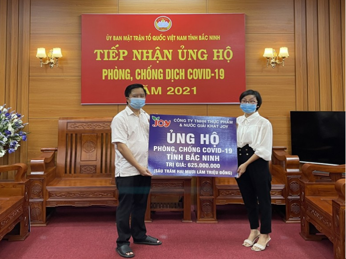 Công ty TNHH Thực phẩm và giải khát JOY  ủng hộ công tác phòng chống dịch Covid-19 tỉnh Bắc Ninh 