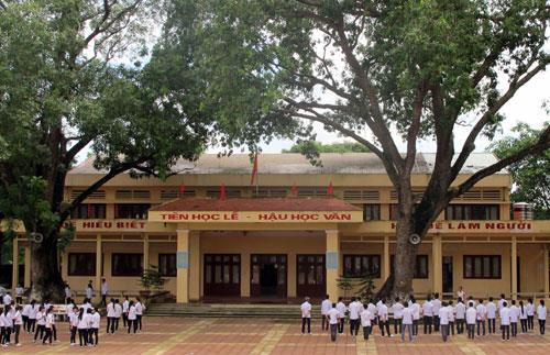 Học sinh Trường THPT Hàn Thuyên chế tạo máy đo thân nhiệt tự động