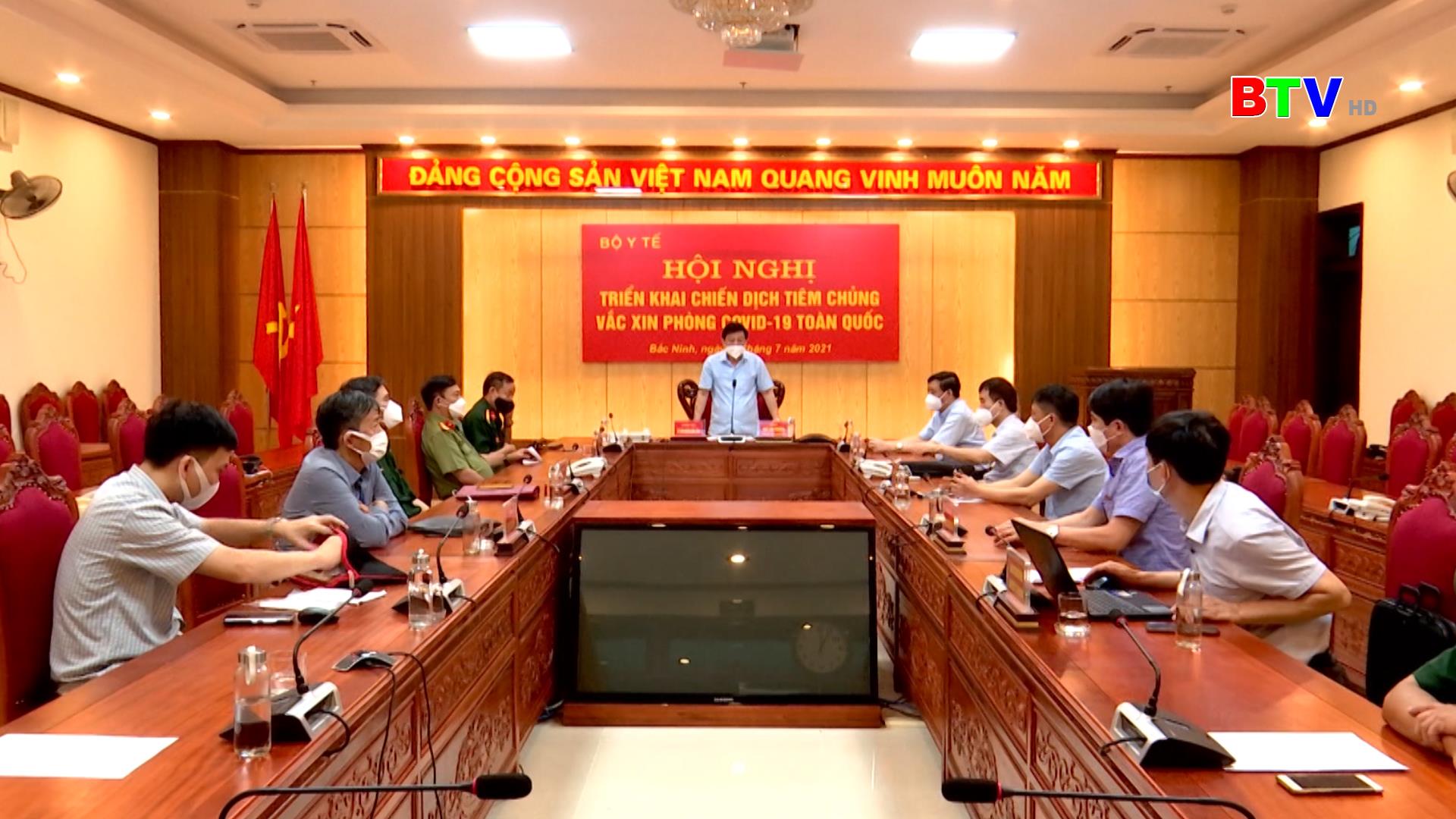   Phát động chiến dịch tiêm vắc xin lớn nhất lịch sử