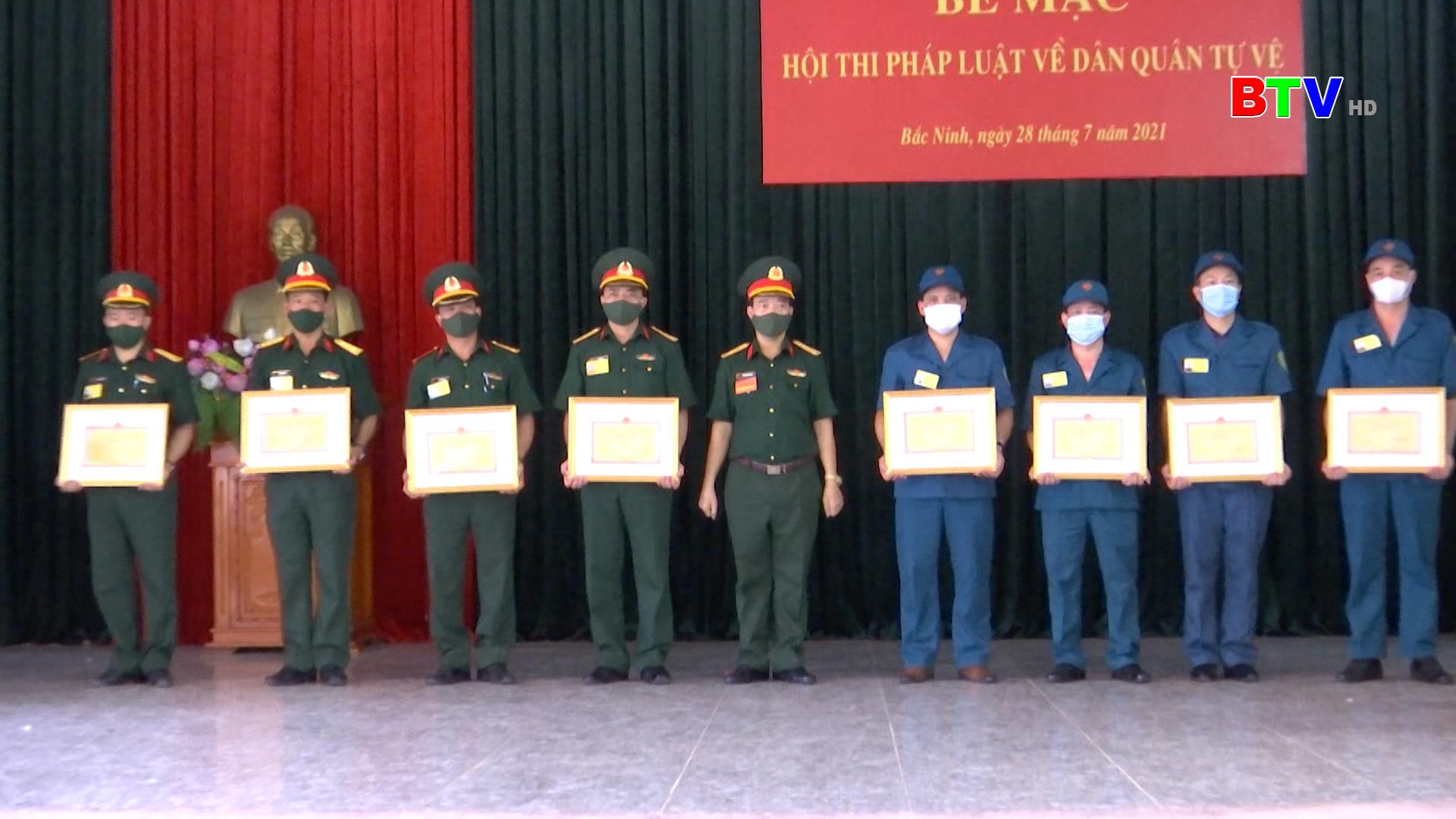 Bế mạc Hội thi Pháp luật về dân quân tự vệ