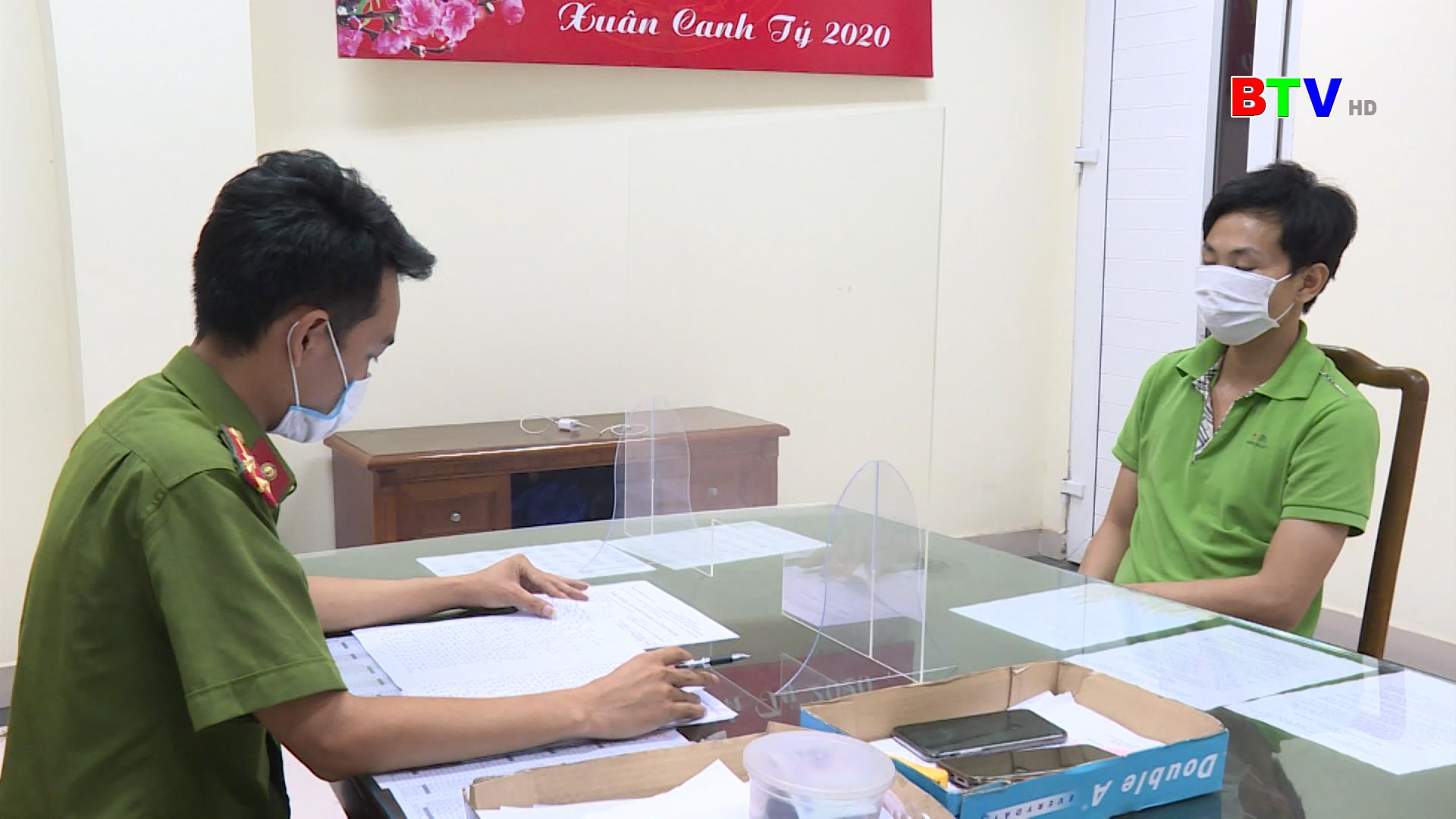 Tạm giữ Giám đốc công ty làm giả phiếu xét nghiệm Covid-19