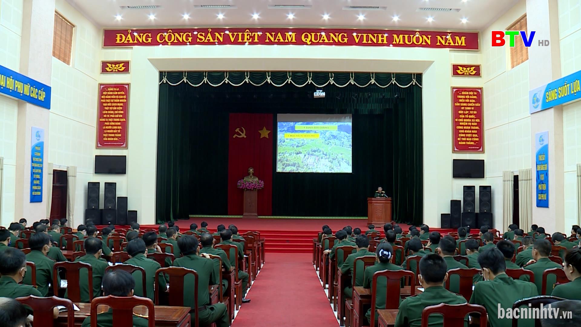 Bộ CHQS tỉnh tập huấn, bồi dưỡng kỹ năng xử lý tình huống tư tưởng