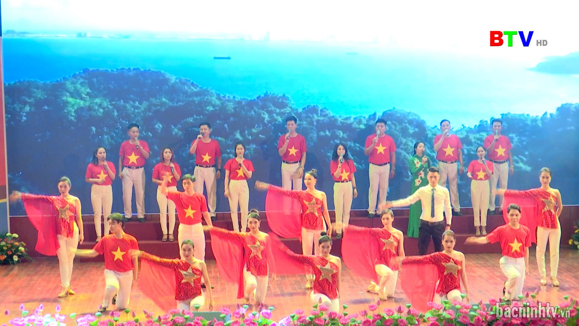 Cổ vũ tinh thần nhân dân vượt qua đại dịch Covid -19