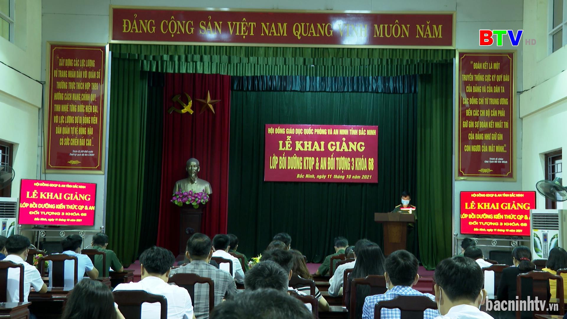 Khai giảng lớp bồi dưỡng kiến thức quốc phòng, an ninh đối tượng 3 khóa 68