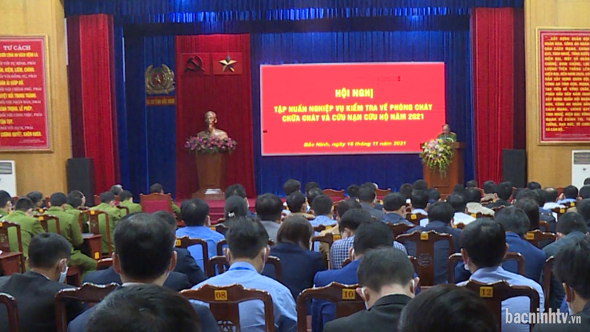 Tập huấn nghiệp vụ kiểm tra Phòng cháy chữa cháy và Cứu nạn cứu hộ năm 2021