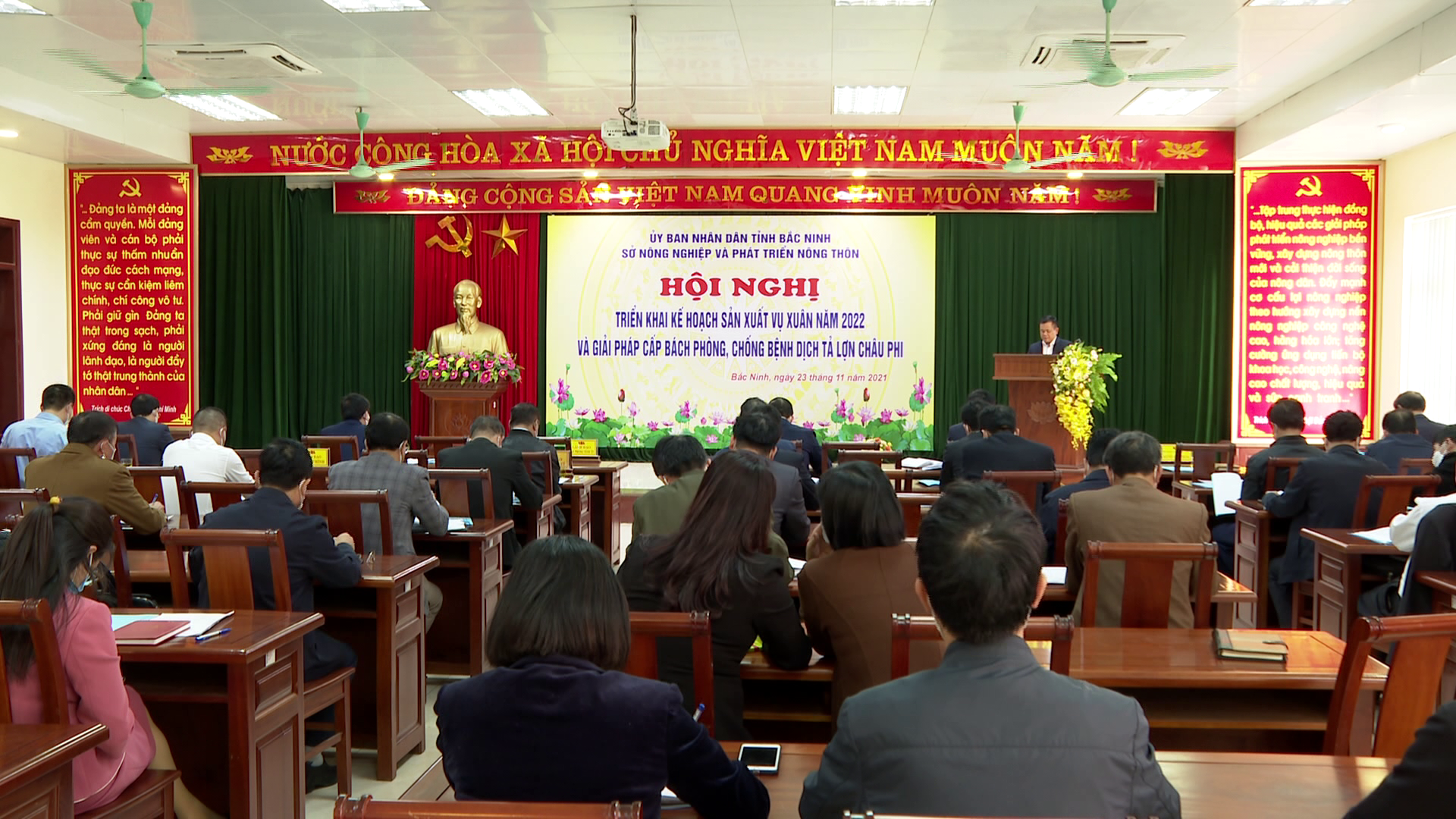 Triển khai Kế hoạch sản xuất vụ Xuân 2022, giải pháp cấp bách  phòng, chống Dịch tả lợn châu Phi 