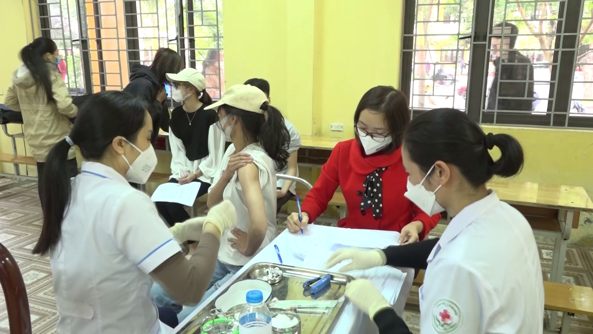 90% người từ 15-17 tuổi đã tiêm mũi 1 vắc xin phòng Covid-19