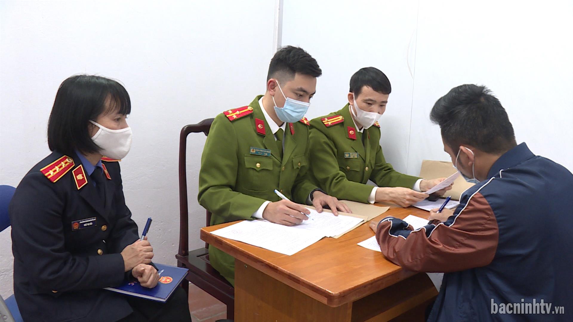 Khởi tố vụ án, khởi tố bị can, bắt tạm giam đối tượng lừa đảo chiếm đoạt tài sản