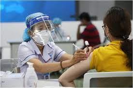 Trên 27.000 người đã tiêm mũi bổ sung và mũi nhắc lại vắc xin phòng COVID-19