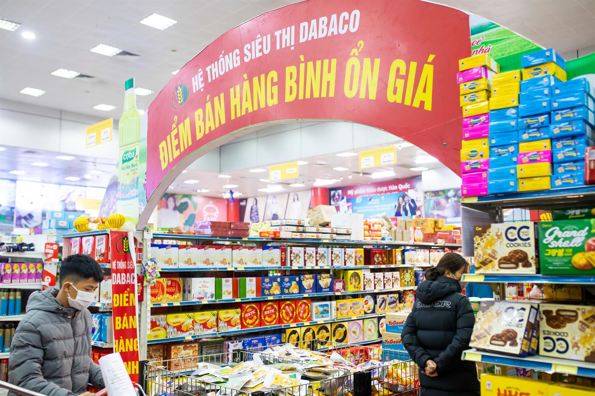 Ổn định giá các mặt hàng phục vụ nhân dân dịp tết