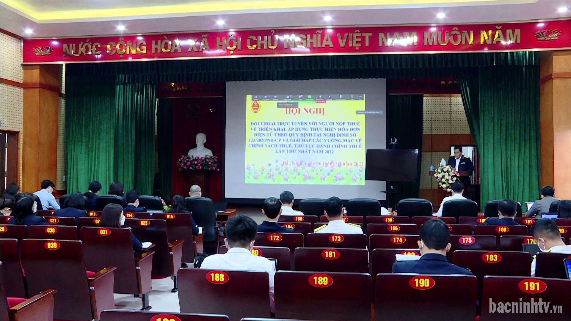 Đối thoại giải đáp trực tuyến về hóa đơn điện tử và thủ tục hành chính thuế