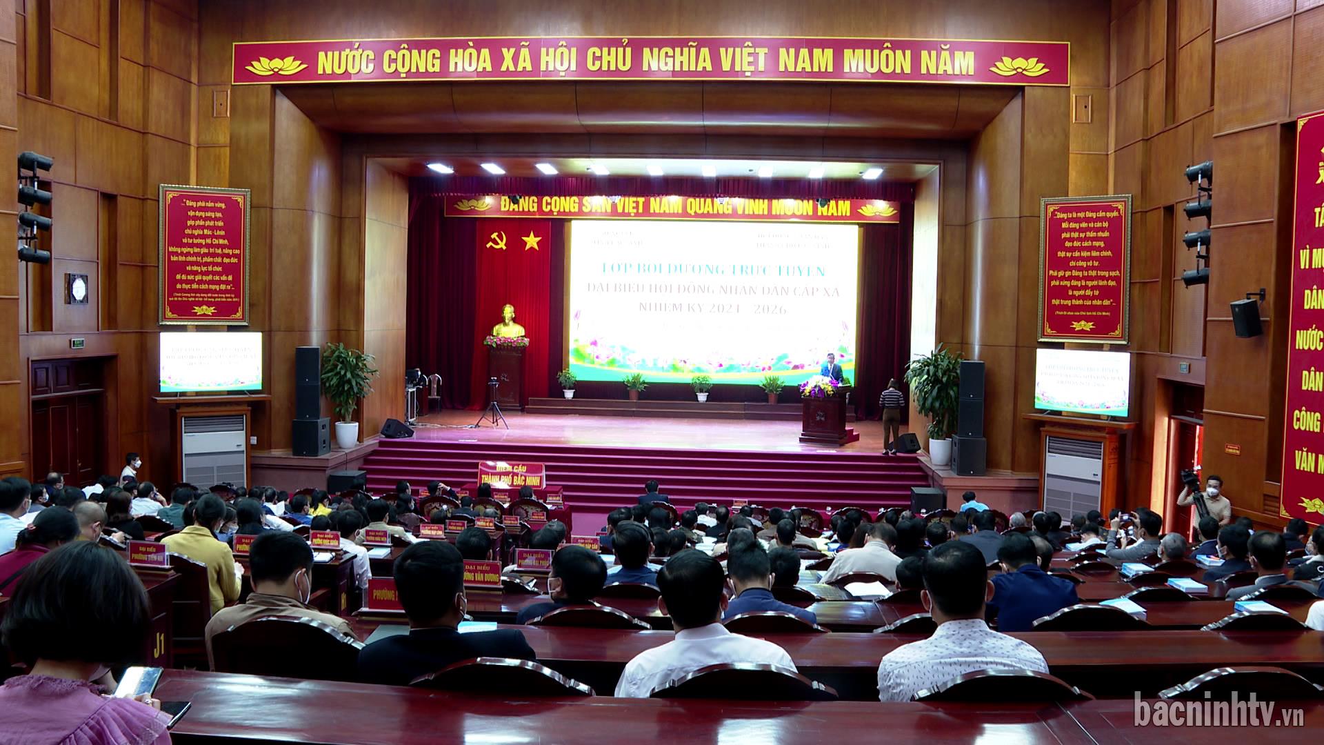 Bồi dưỡng kỹ năng cho đại biểu HĐND cấp xã