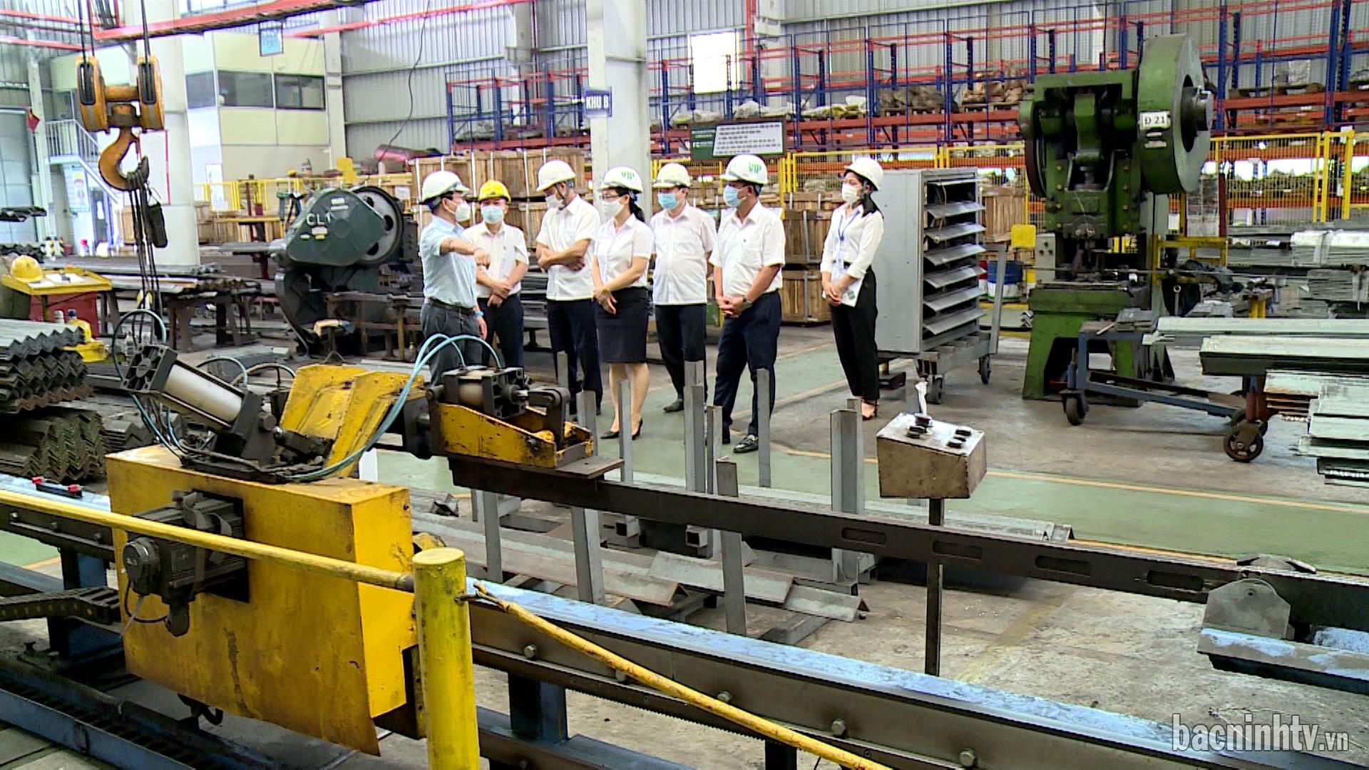 EVNNPC đảm bảo cung cấp điện ổn định trong mùa nắng nóng