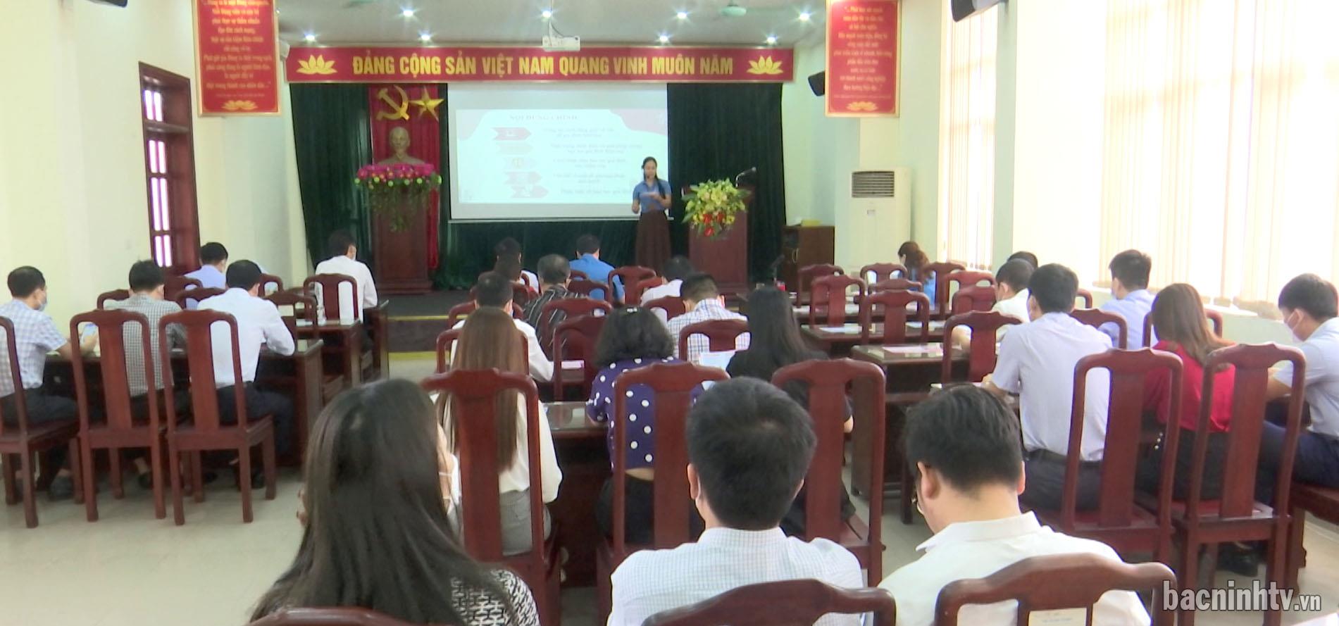 Công đoàn ngành Công thương tập huấn công tác bình đẳng giới, phòng chống bạo lực gia đình