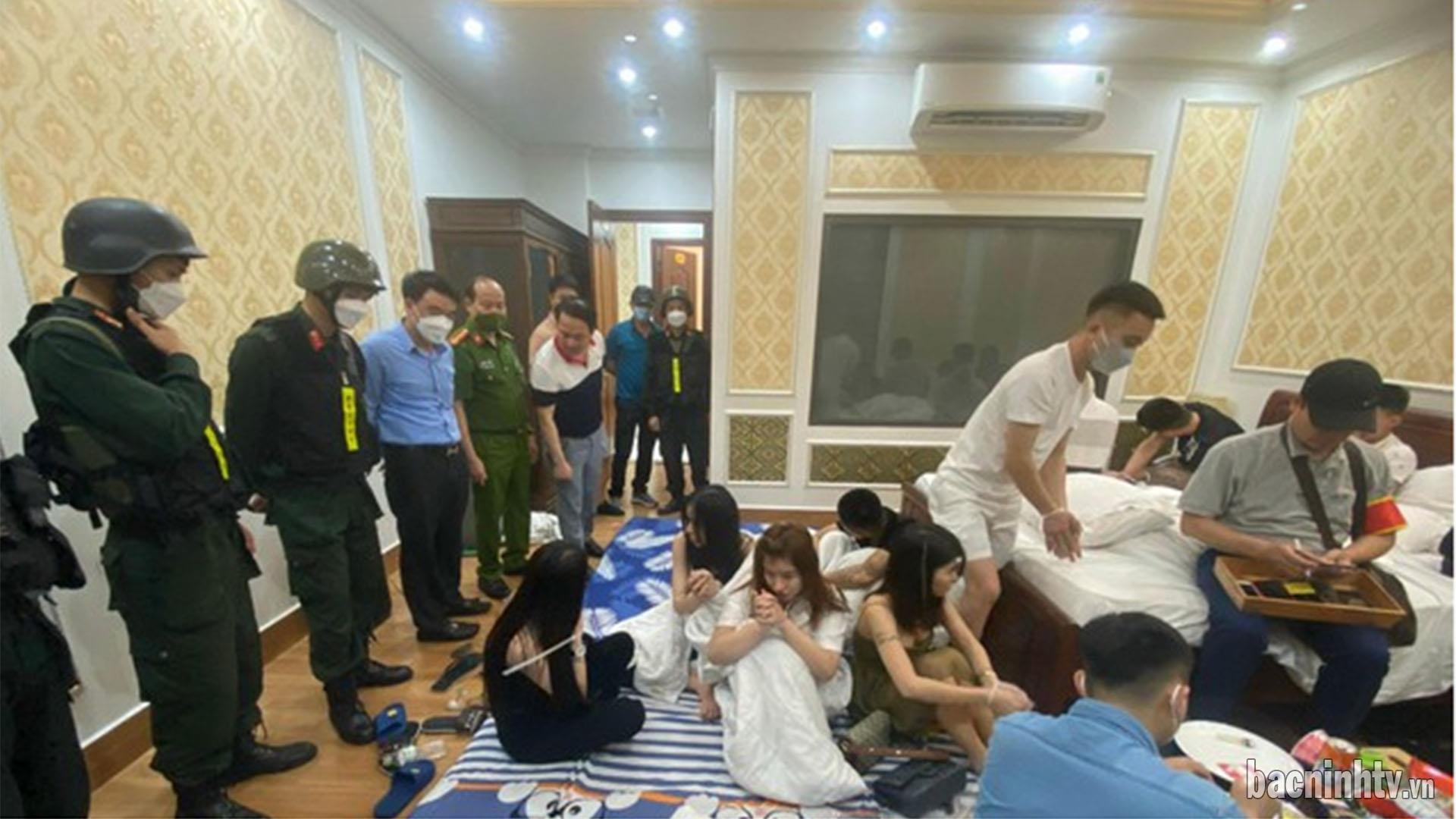 Bắt quả tang hơn 200 đối tượng sử dụng trái pháp chất ma túy