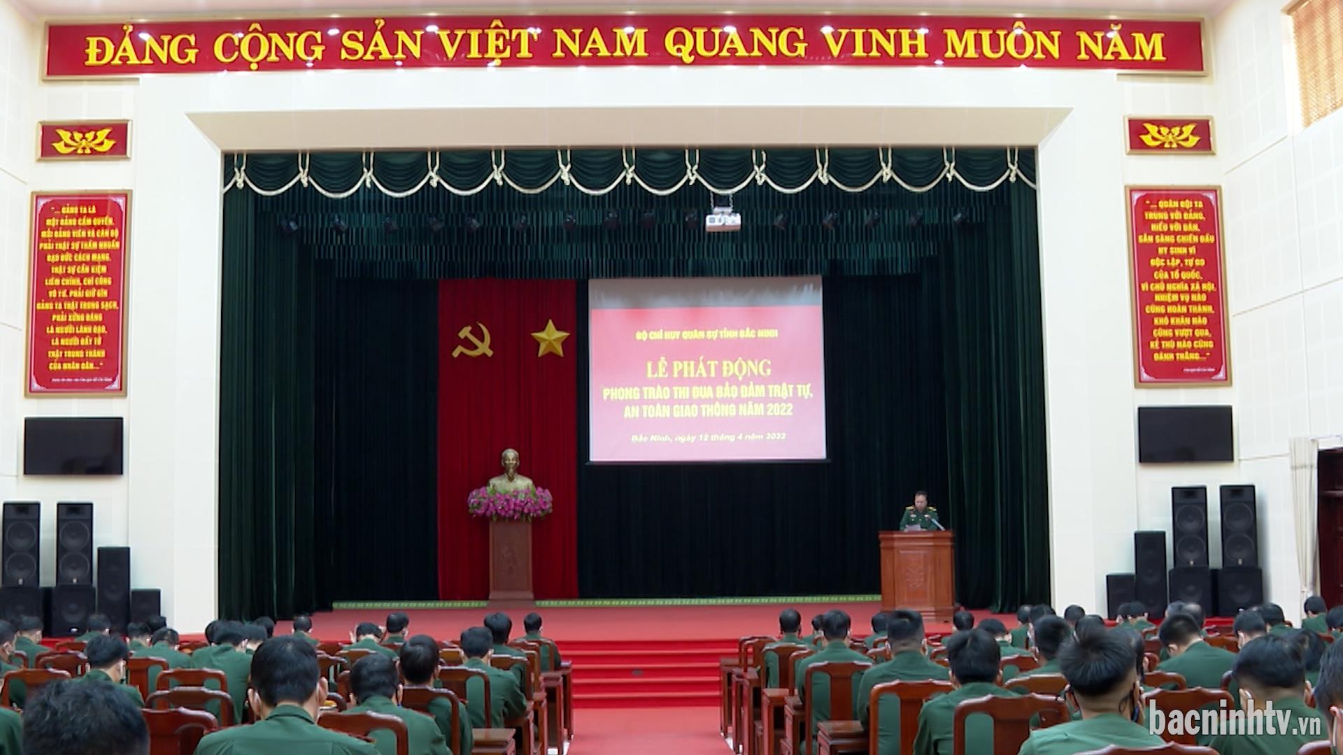 Bộ CHQS tỉnh phát động thi đua đảm bảo trật tự ATGT năm 2022