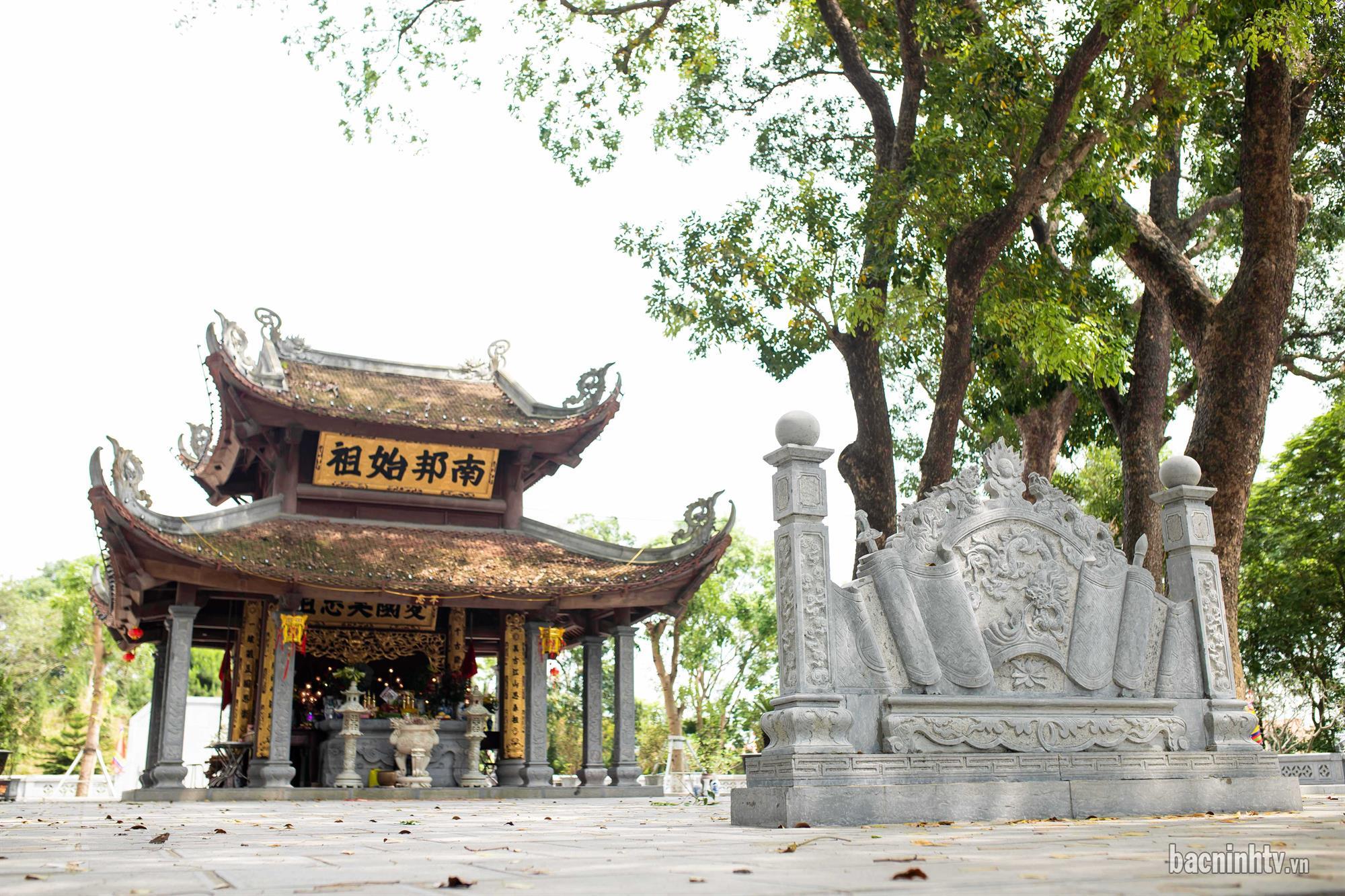 Lăng và Đền thờ Thủy tổ Kinh Dương Vương