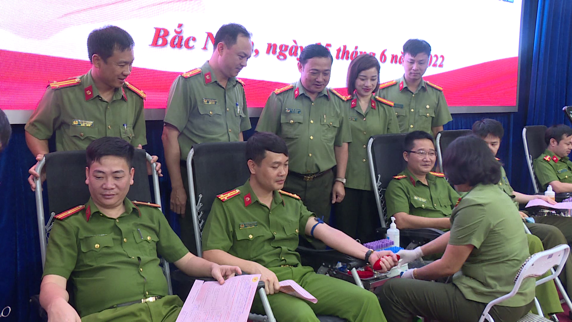 Công an Bắc Ninh phát động hiến máu tình nguyện  “Giọt máu nghĩa tình vì đồng đội thân yêu” năm 2022
