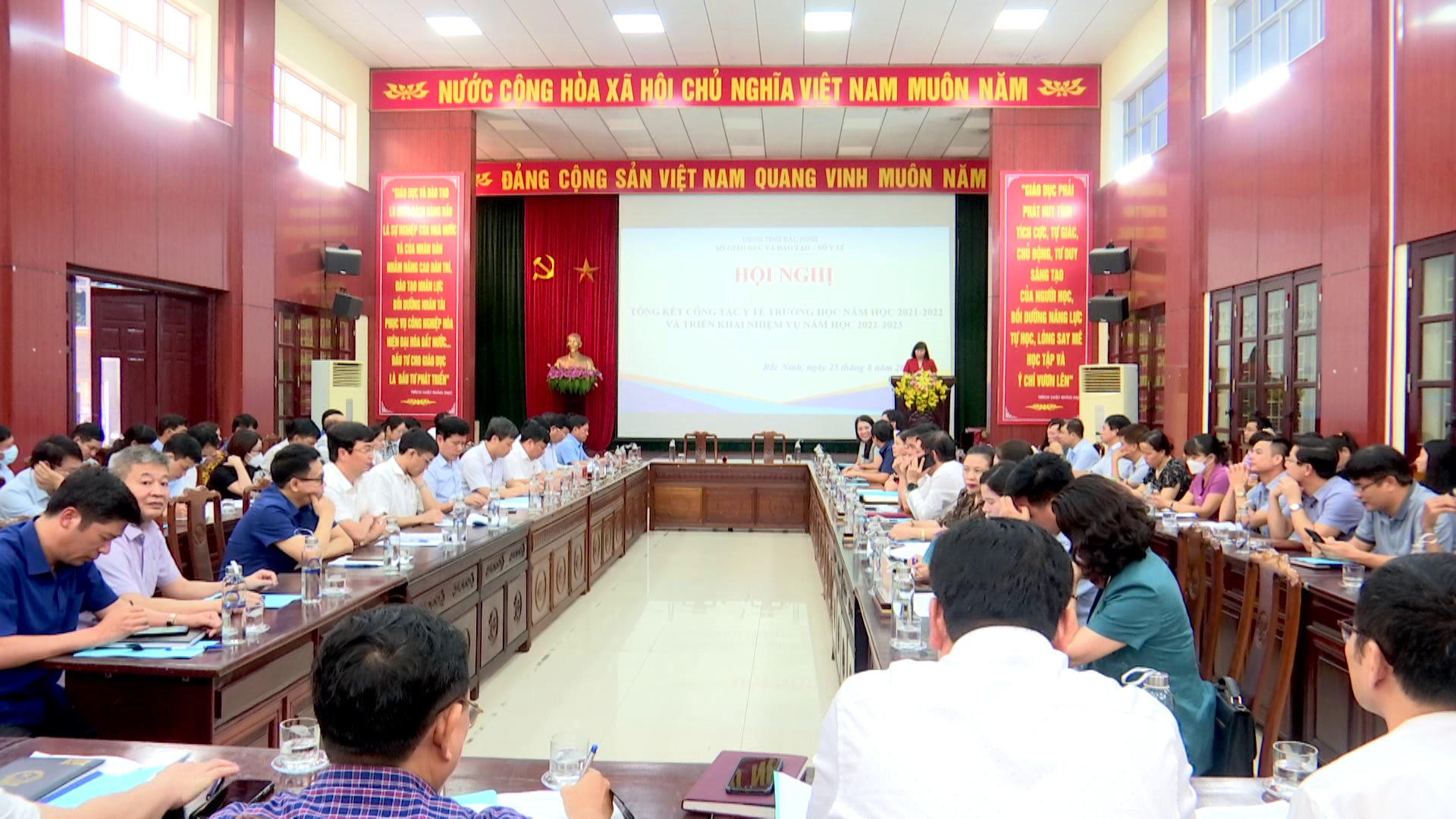 Triển khai nhiệm vụ y tế học đường năm học 2022-2023