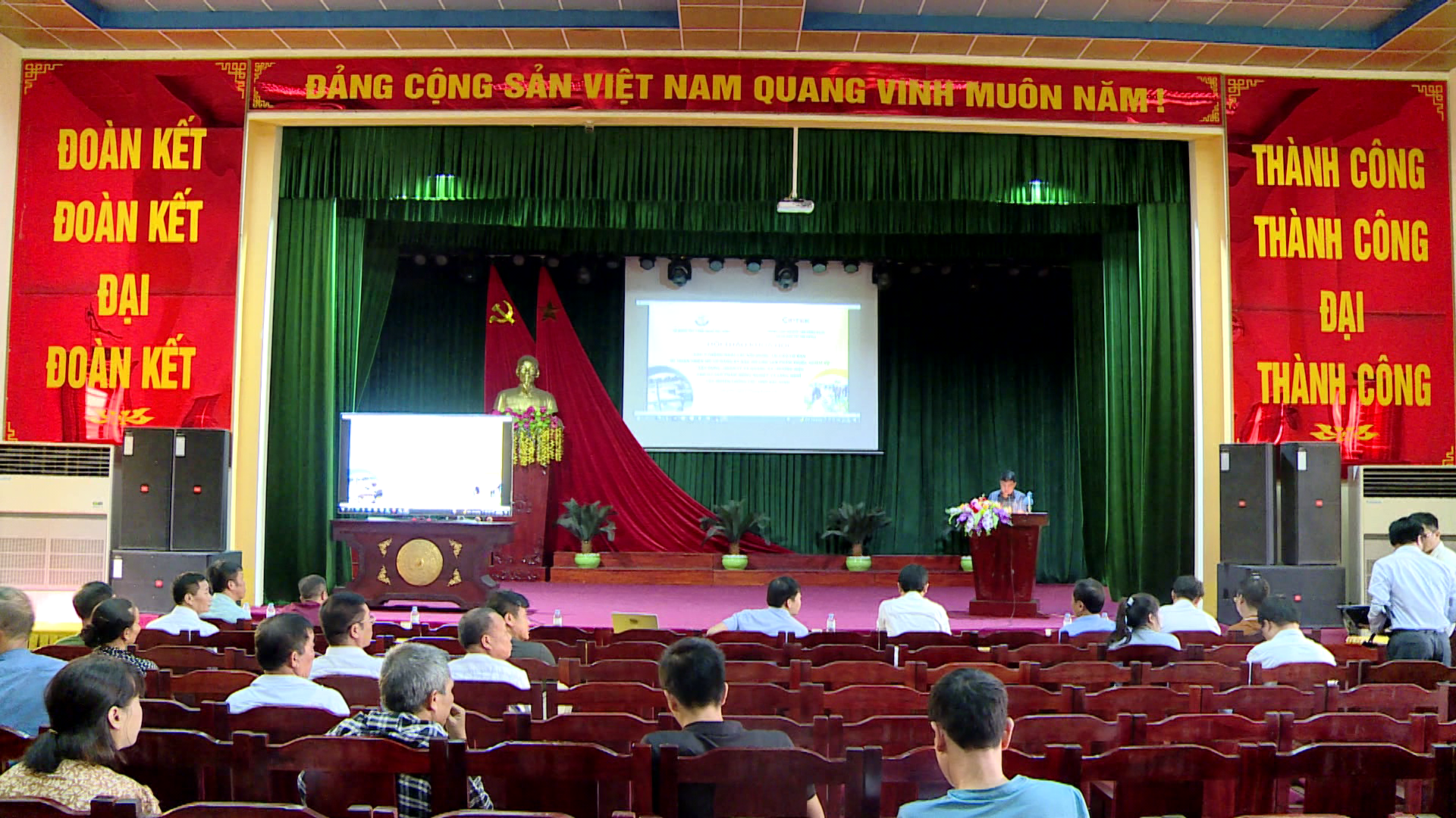 Hội thảo: Xây dựng thương hiệu nông nghiệp và làng nghề huyện Lương Tài