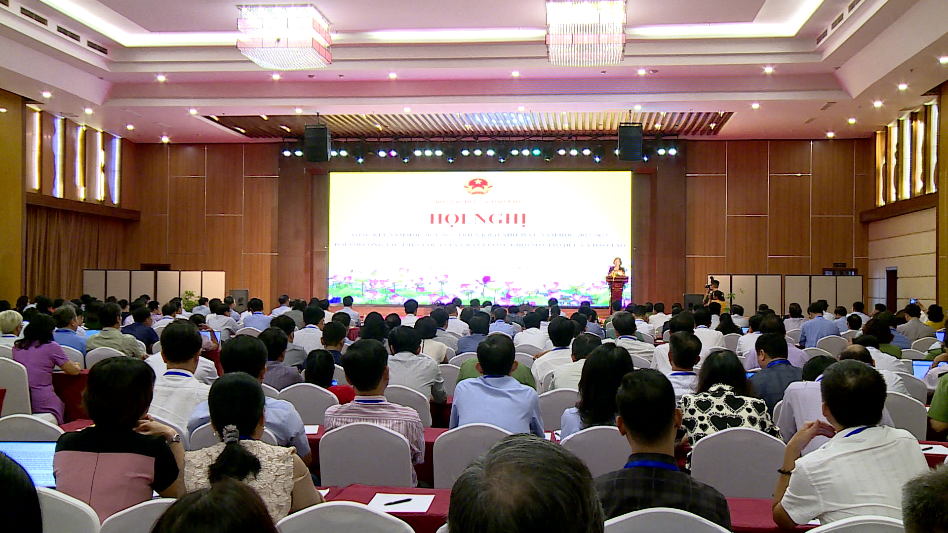 Bộ GD&ĐT đánh giá công tác thi và quản lý chất lượng năm học 2021-2022