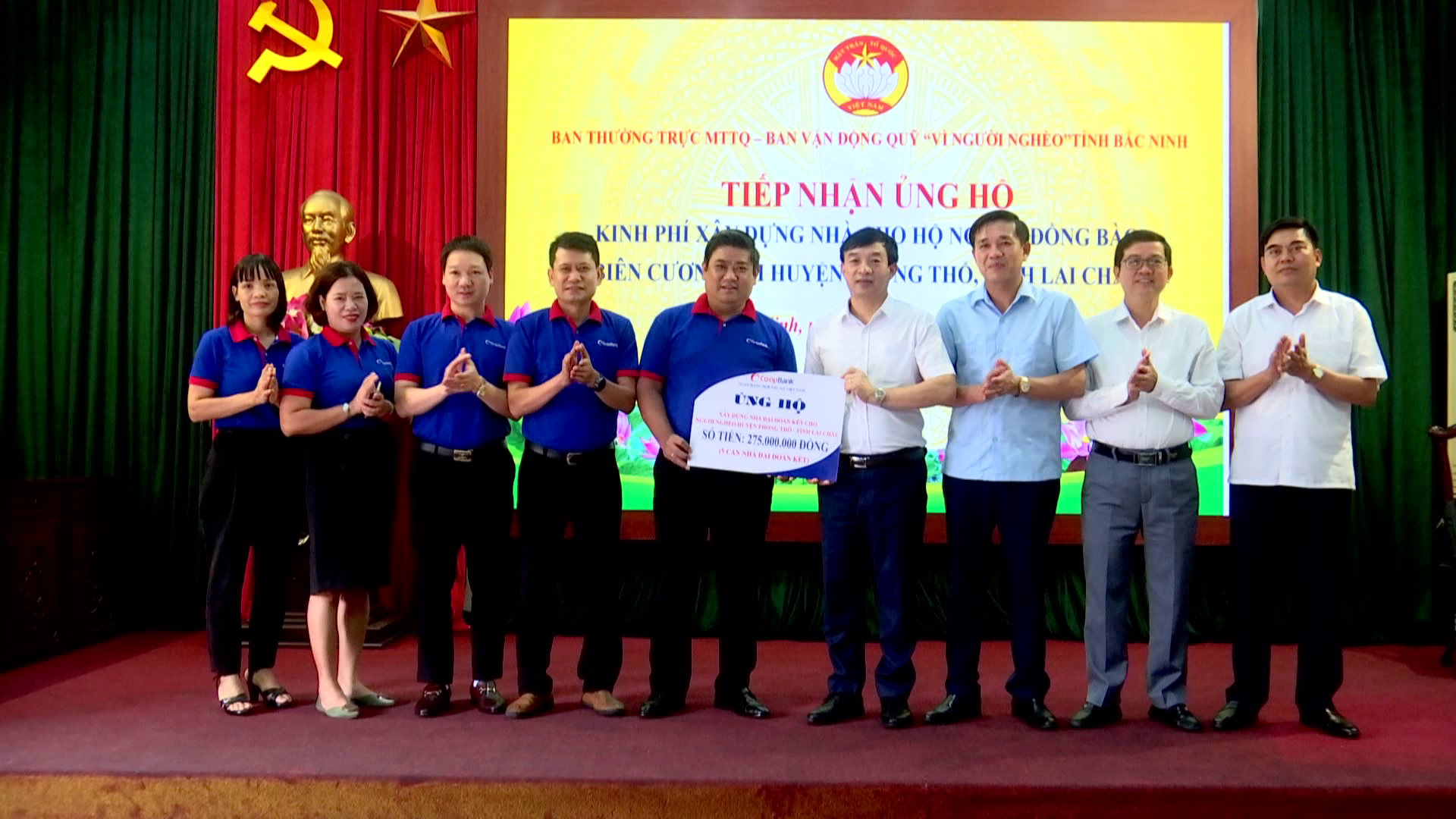 Tiếp nhận ủng hộ xây dựng nhà cho đồng bào huyện Phong Thổ, Lai Châu
