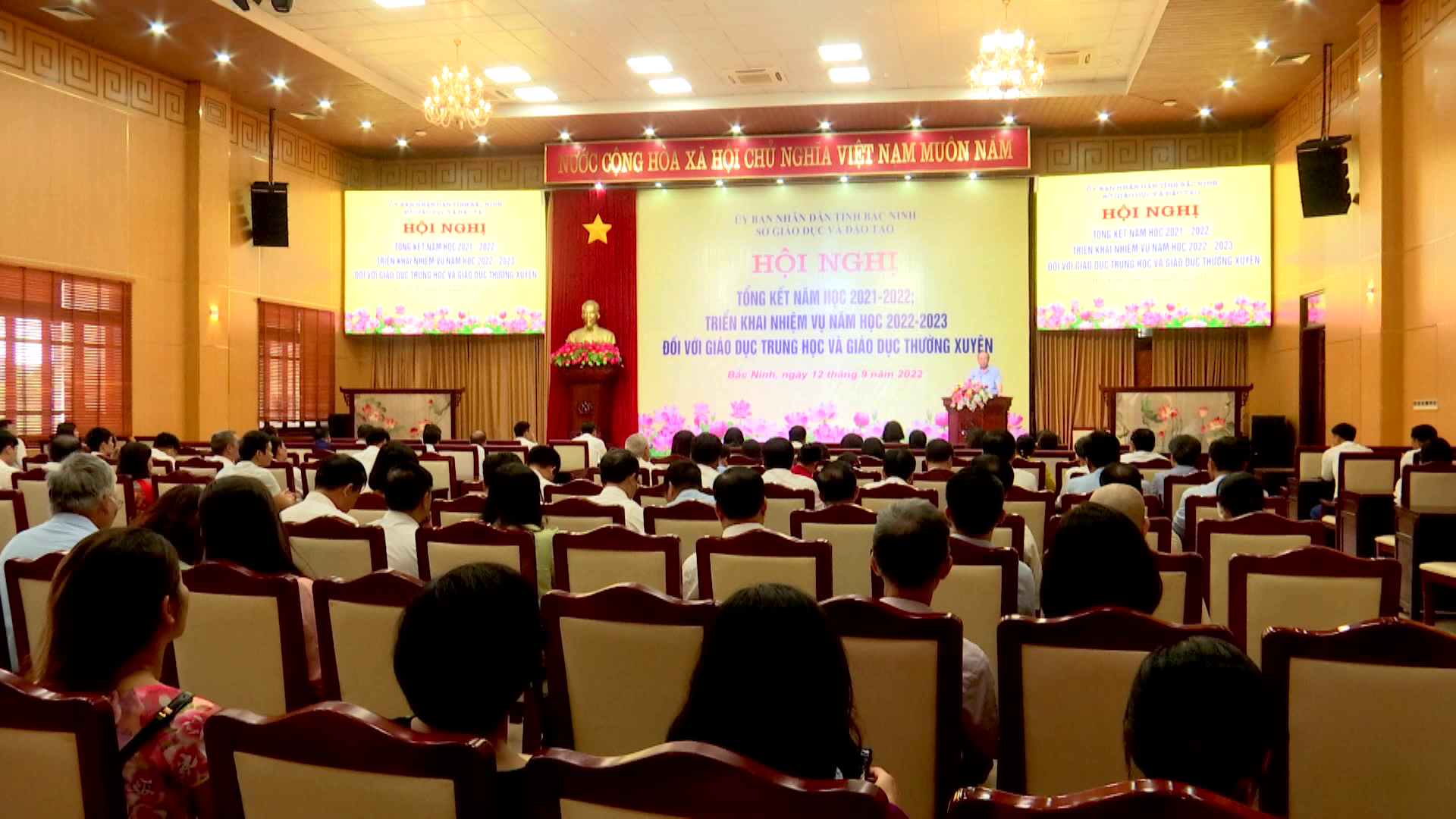 Triển khai nhiệm vụ năm học mới cấp THPT         